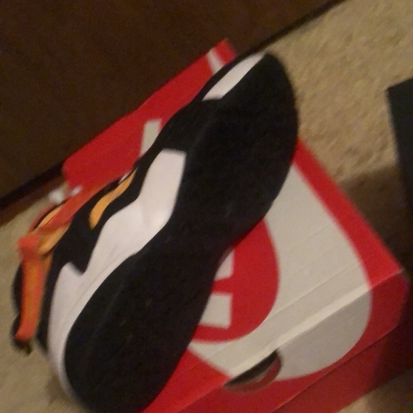 Size 6’5Y Boys $30 - Picture 2 of 2